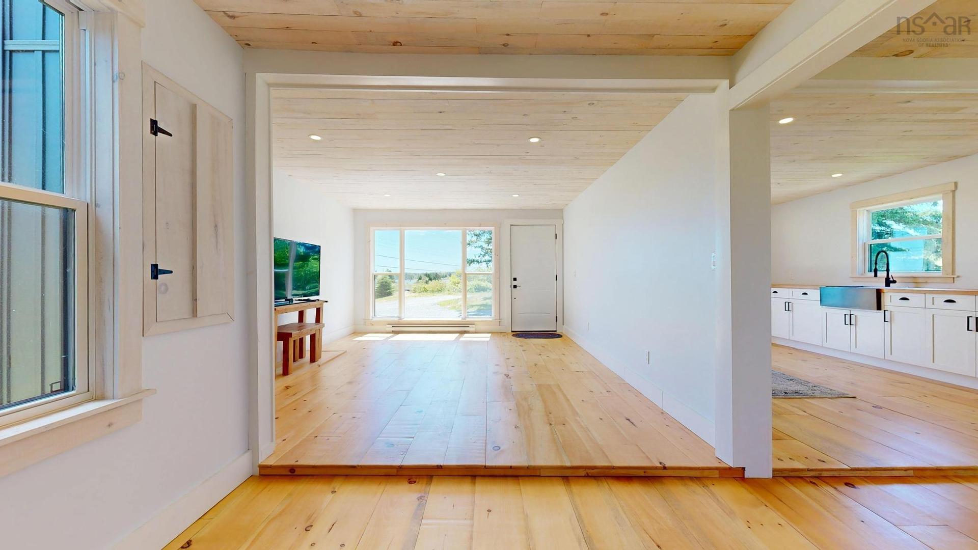 31 Shore View Drive, Beach Meadows, NS