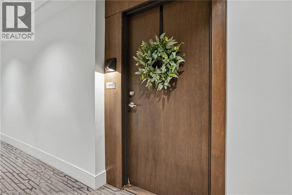 16 Markle Crescent Unit# 414, Ancaster, ON