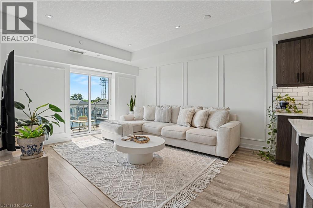 16 Markle Crescent Unit# 414, Ancaster, ON