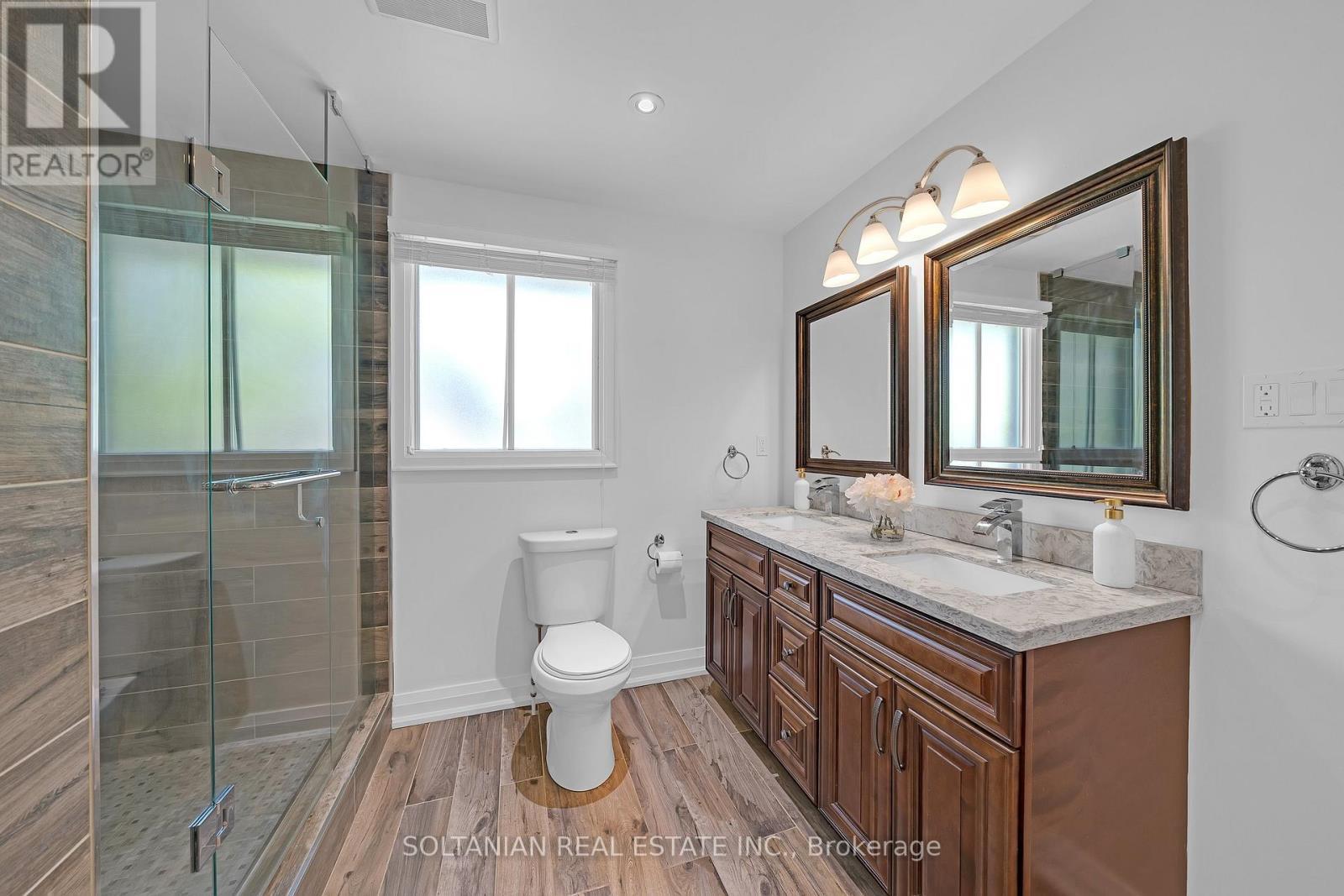 12 Dorian Place, Vaughan, ON