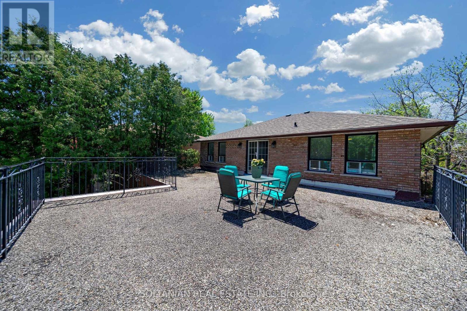 12 Dorian Place, Vaughan, ON