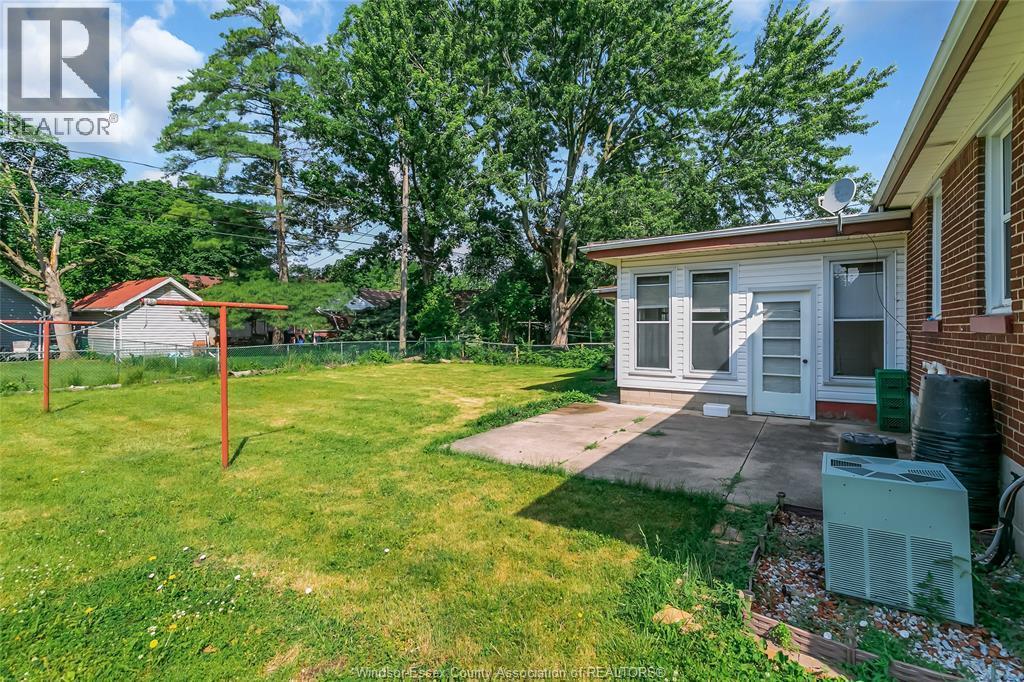 3331 Longfellow, Windsor, ON