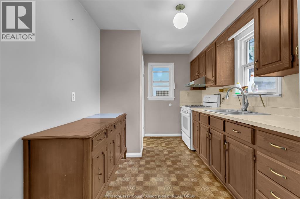 3331 Longfellow, Windsor, ON