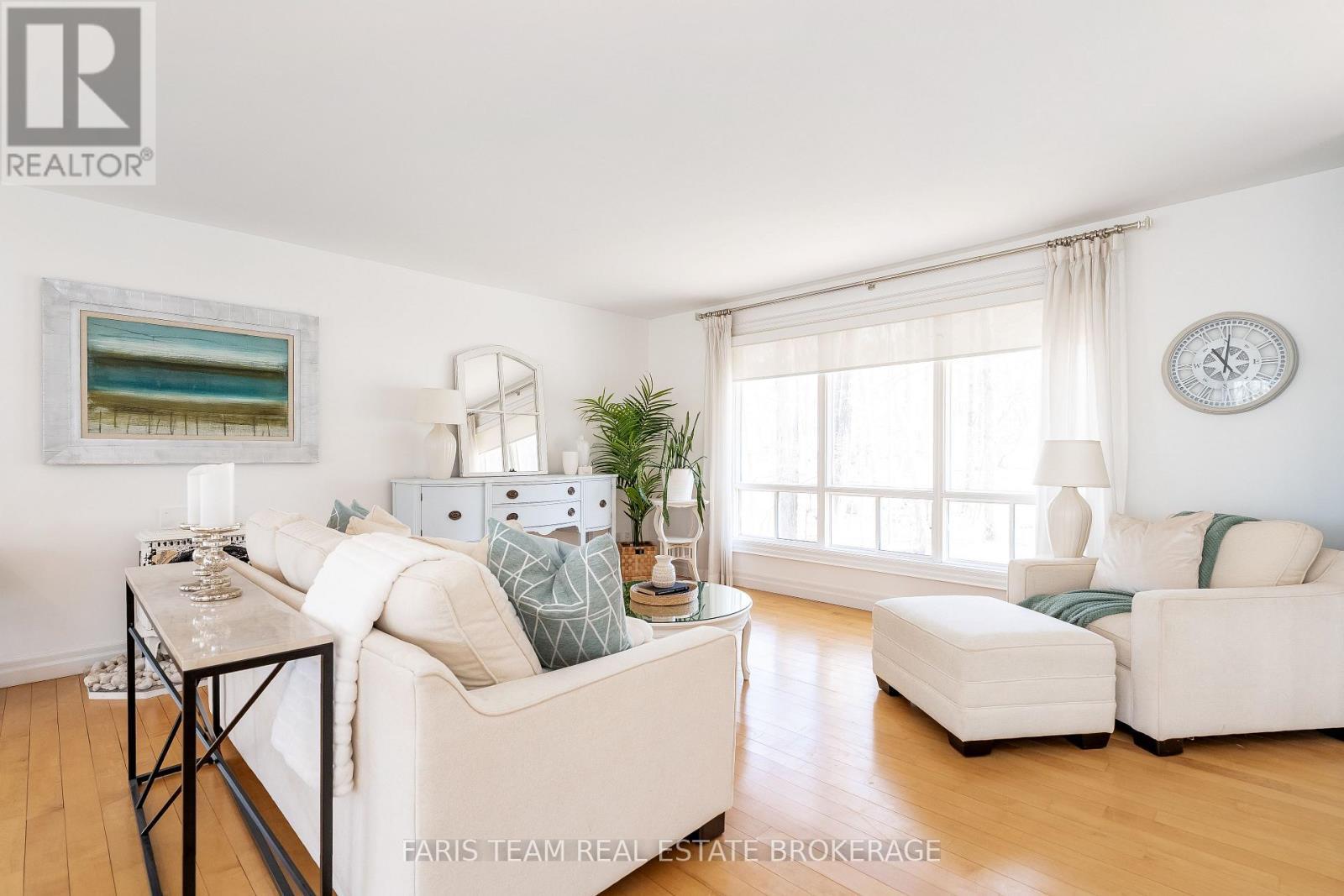 104 Silver Birch Drive, Tiny, ON