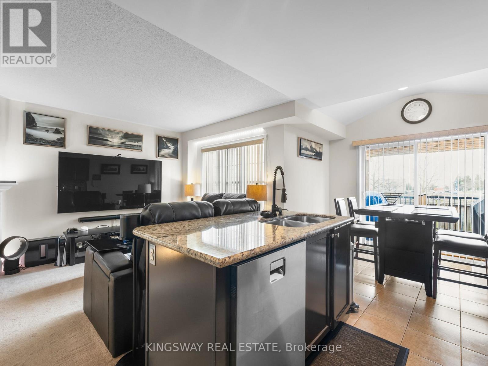 57 Harbourside Drive, Whitby, ON - Indoor Photo Showing Kitchen With Double Sink