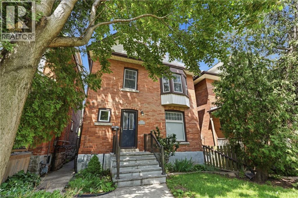 71 Aikman Avenue, Hamilton, ON - Outdoor