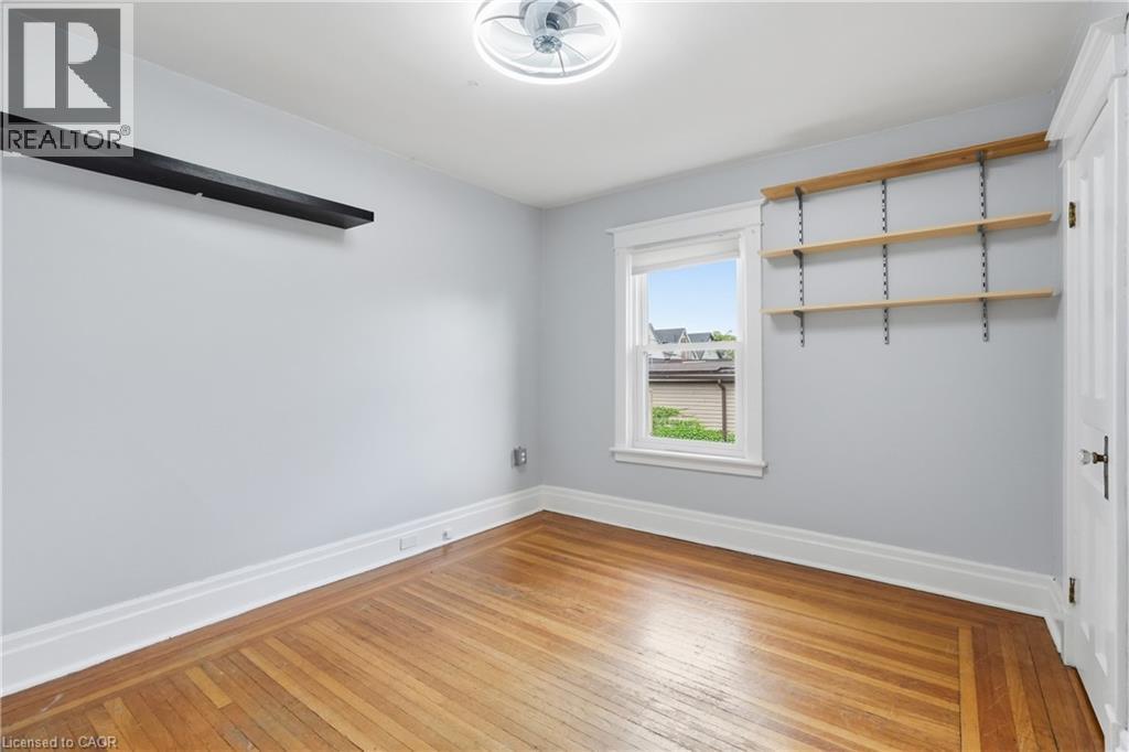 71 Aikman Avenue, Hamilton, ON - Indoor Photo Showing Other Room