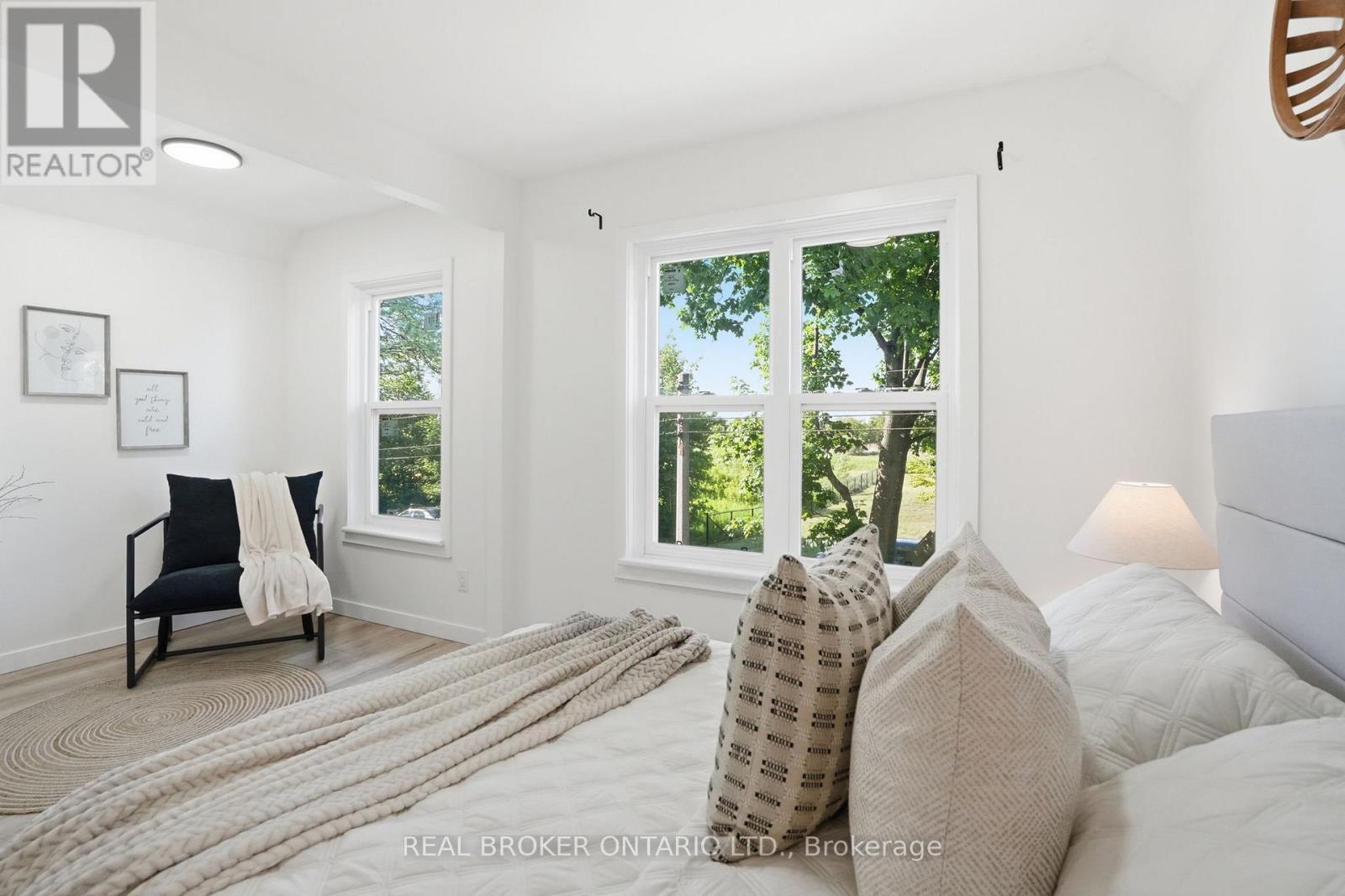 66 Mars Avenue, Hamilton, ON