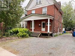 847 MCINTYRE STREET W North Bay (West End), ON P1B 3A2