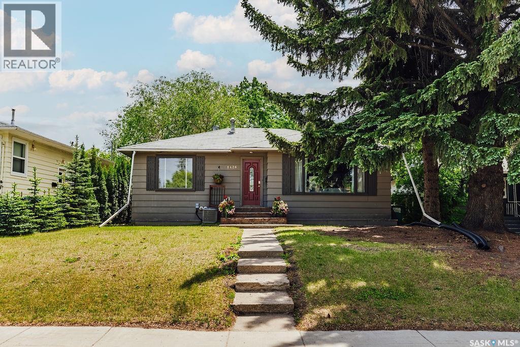 1426 12Th Street E, Saskatoon, SK