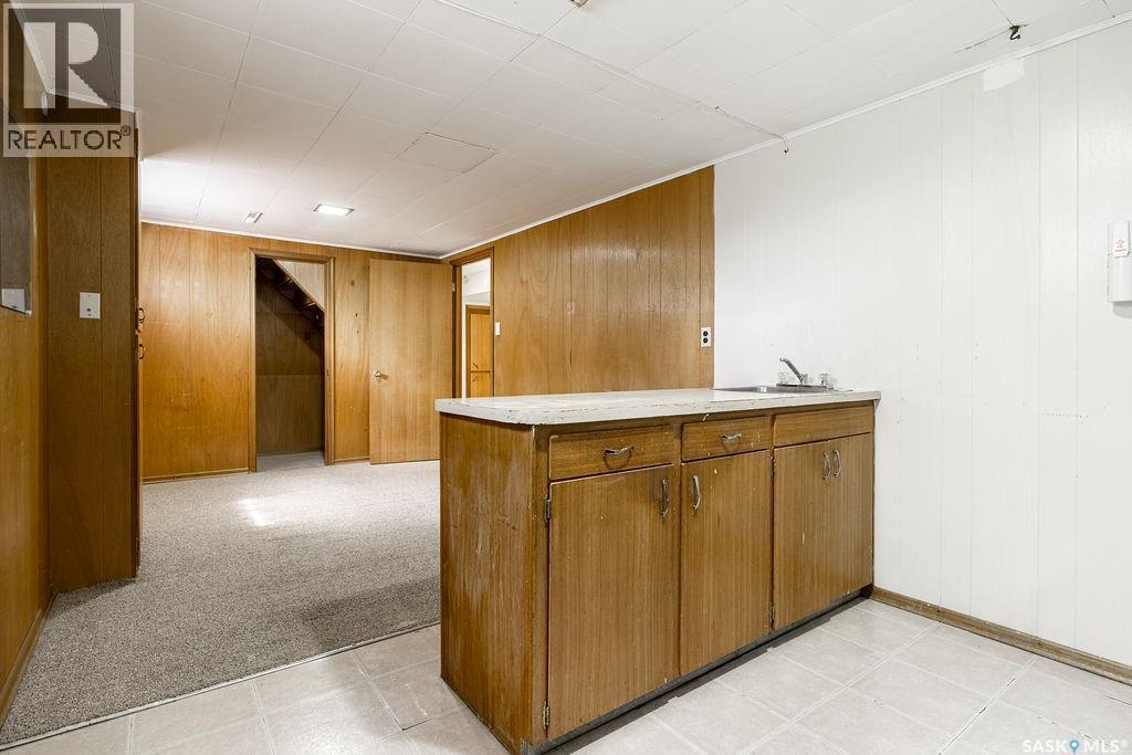 1426 12Th Street E, Saskatoon, SK