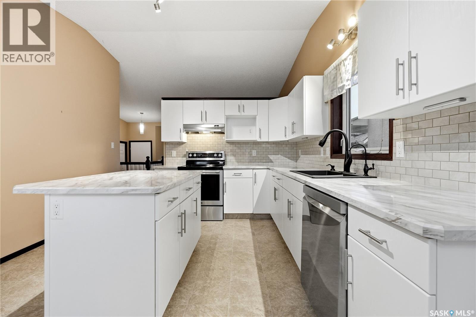 3676 Bishop Crescent E, Regina, SK