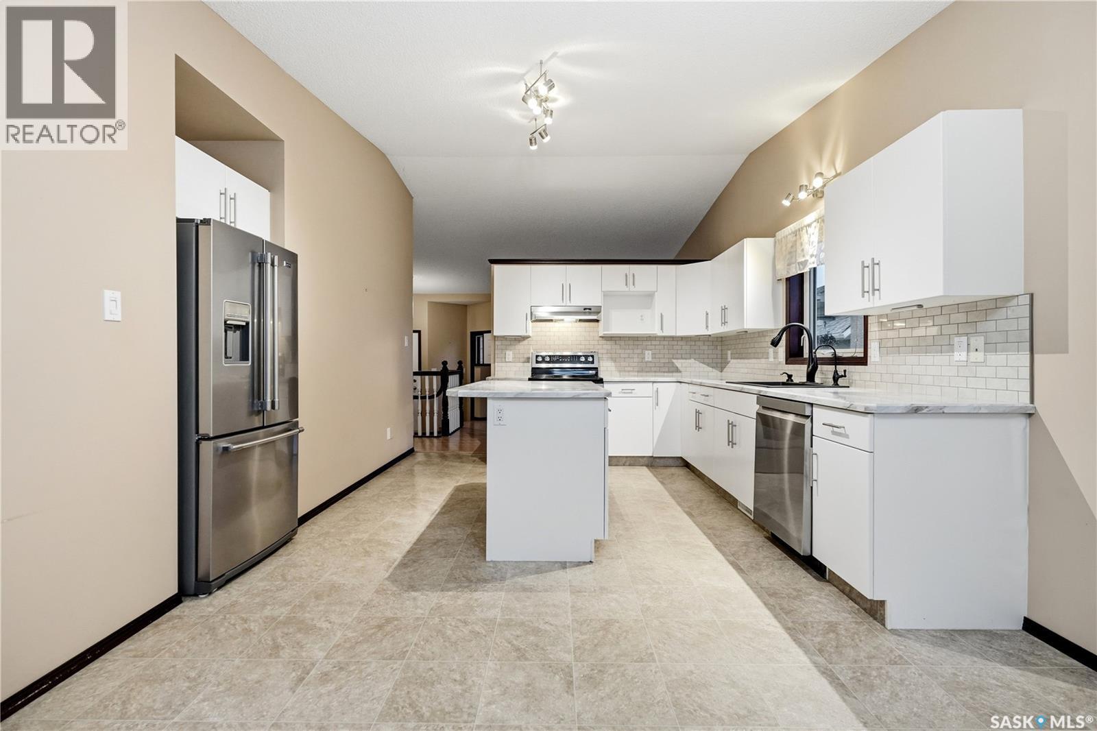 3676 Bishop Crescent E, Regina, SK