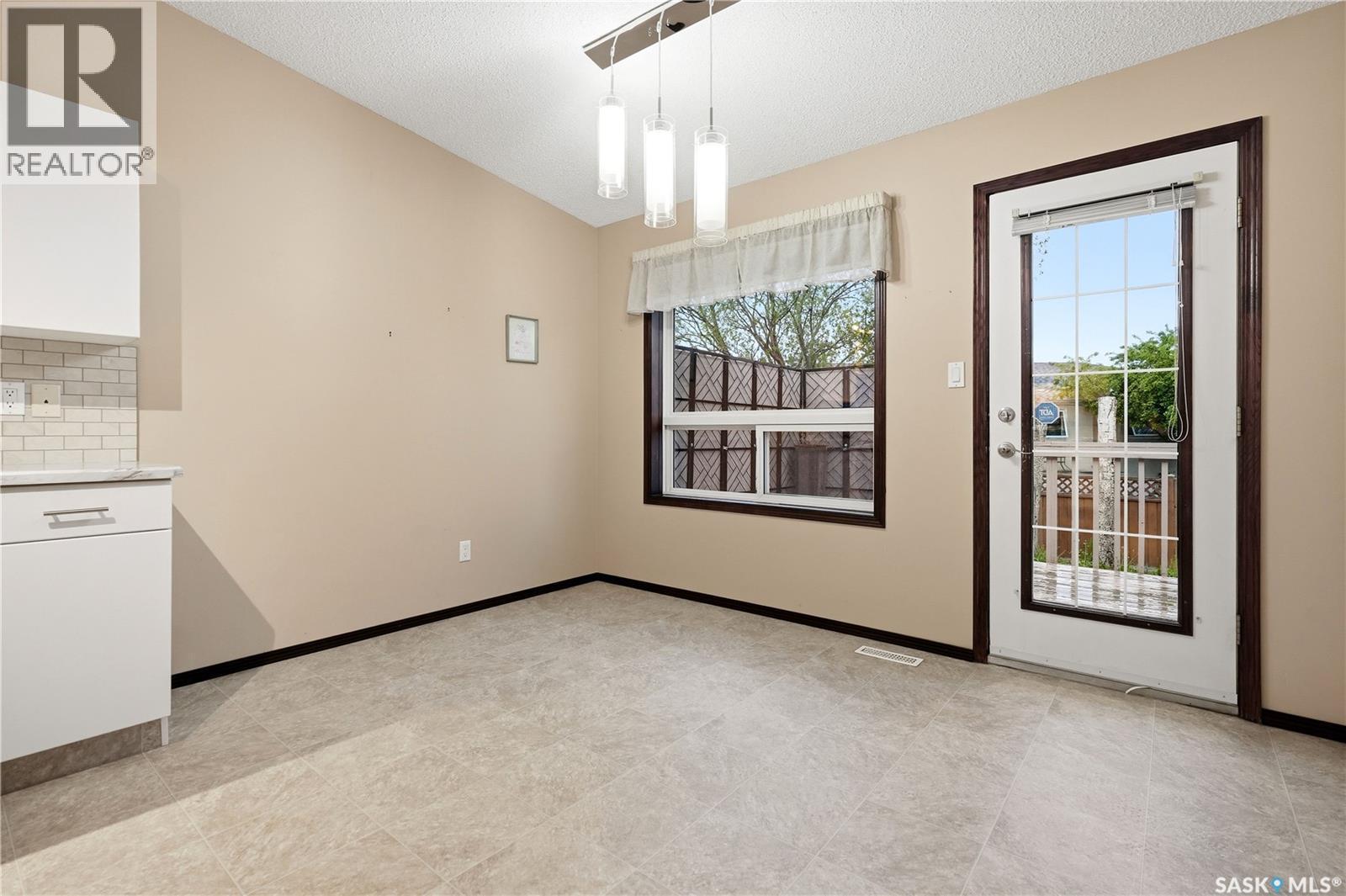 3676 Bishop Crescent E, Regina, SK