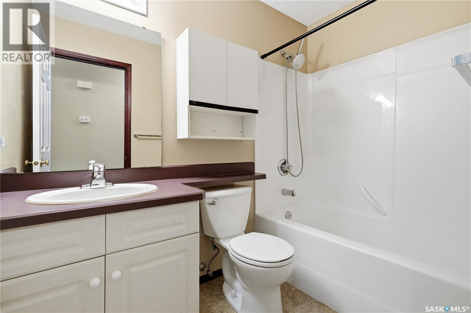 3676 Bishop Crescent E, Regina, SK