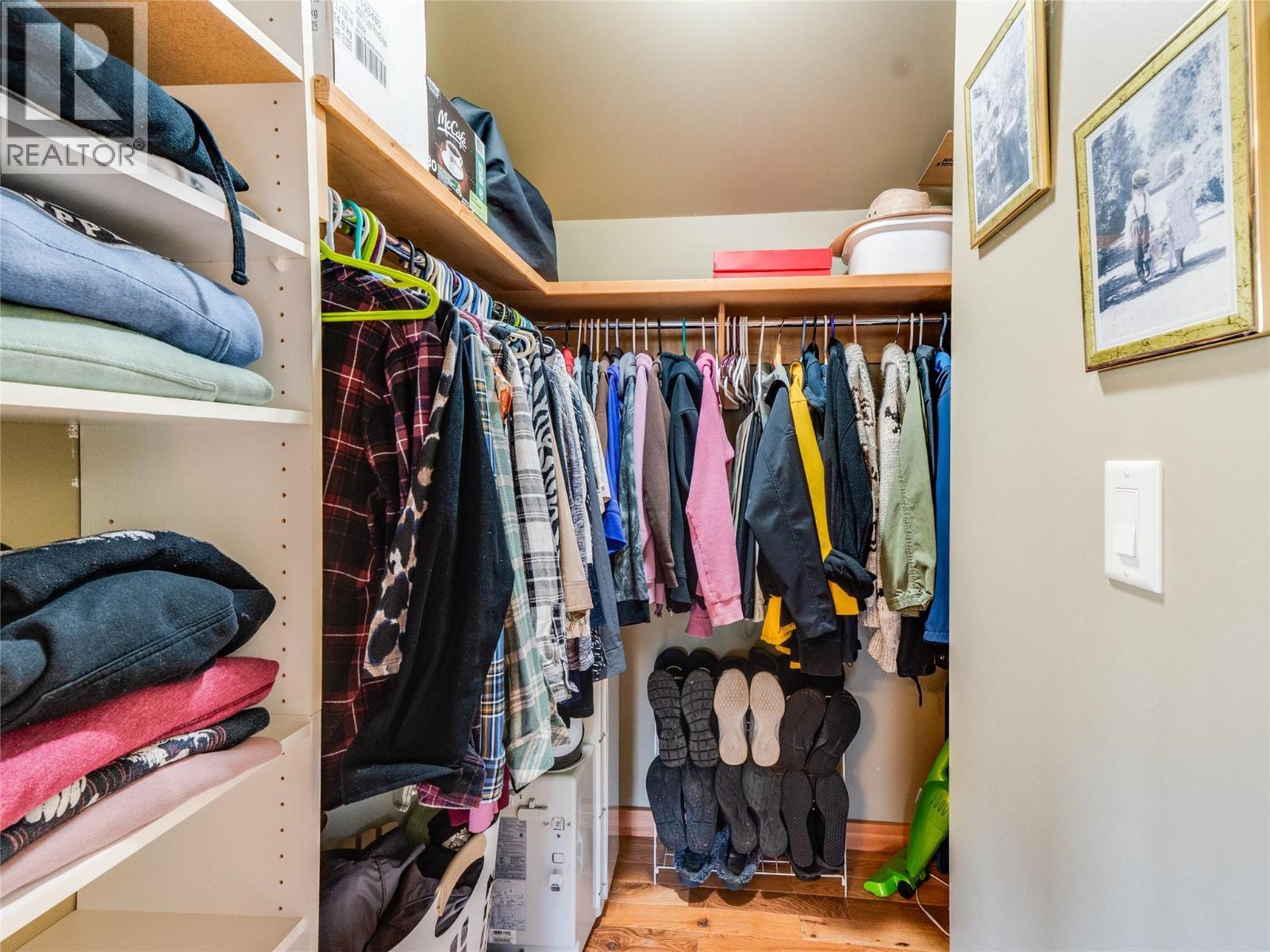 955 Cedar Brae Road, Glade, BC - Indoor With Storage