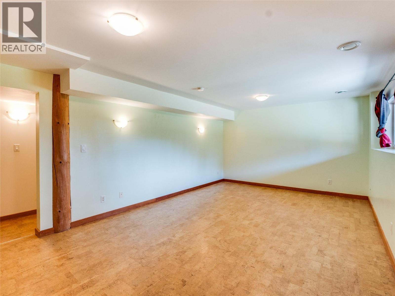 955 Cedar Brae Road, Glade, BC - Indoor Photo Showing Other Room