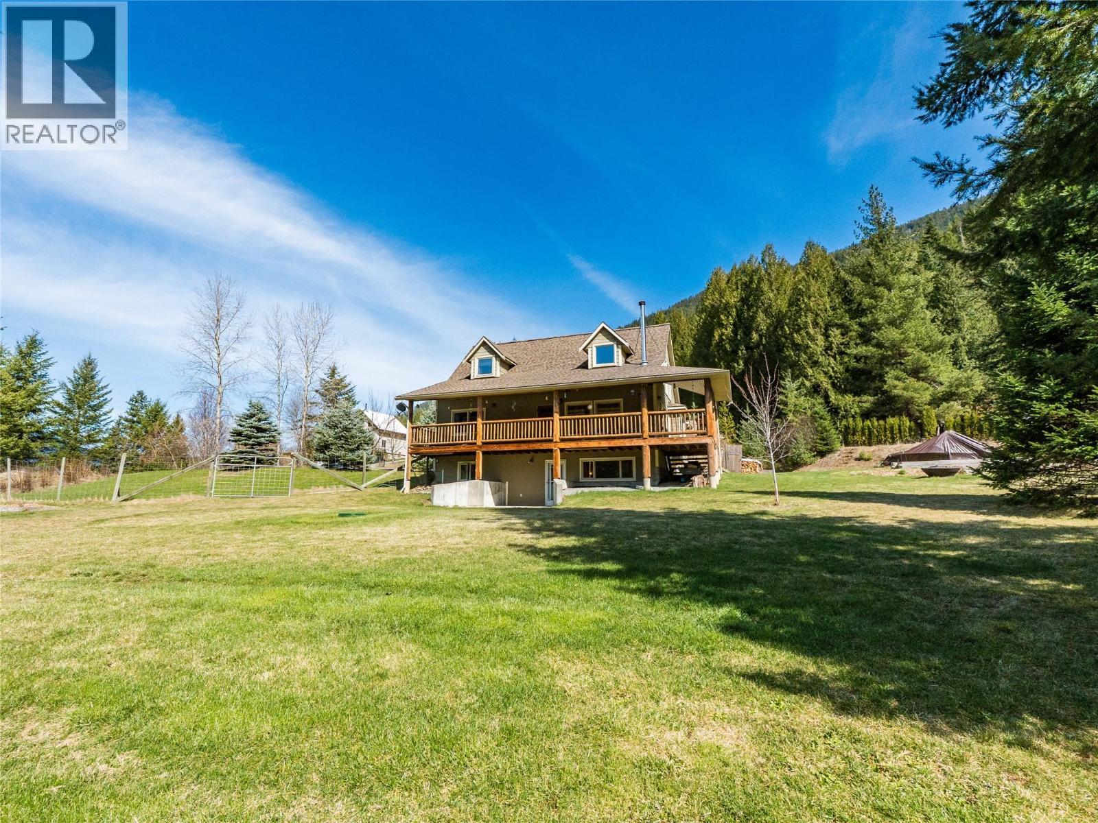955 Cedar Brae Road, Glade, BC - Outdoor With Deck Patio Veranda