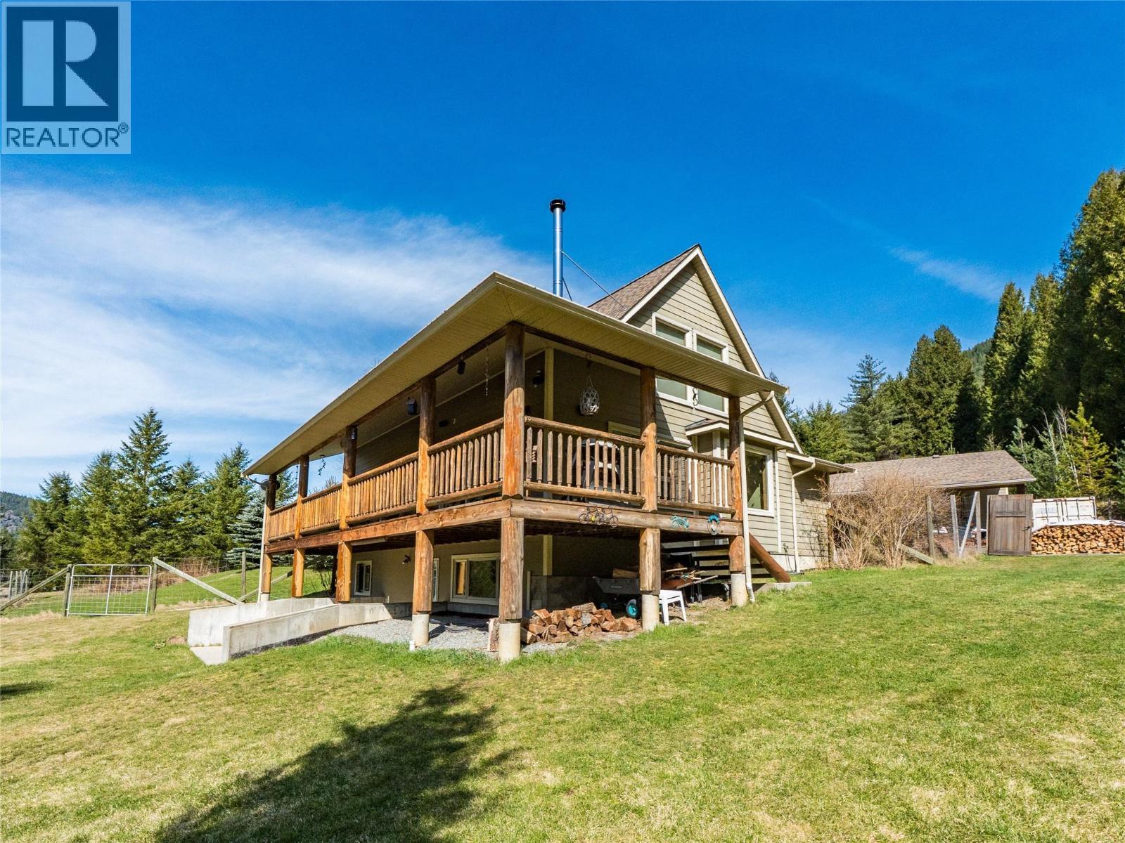 955 Cedar Brae Road, Glade, BC - Outdoor With Deck Patio Veranda