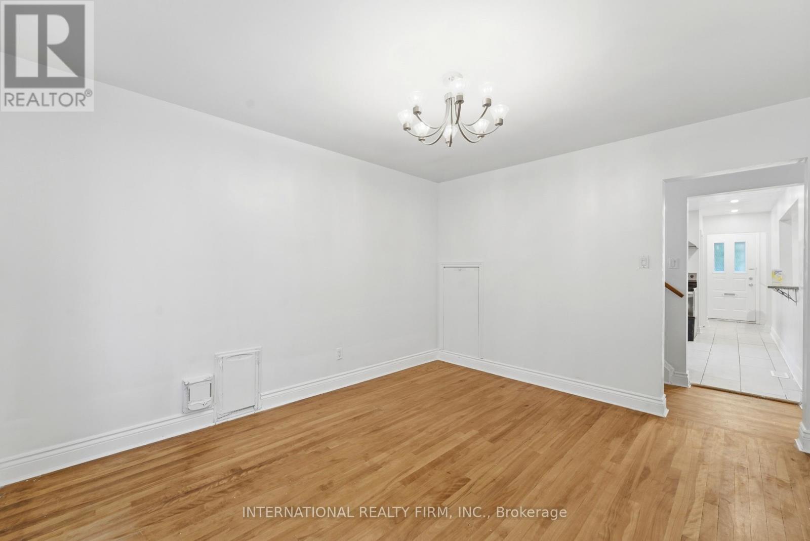 3rd Bedroom/Dining Room - 1213 Erindale Drive, Ottawa, ON