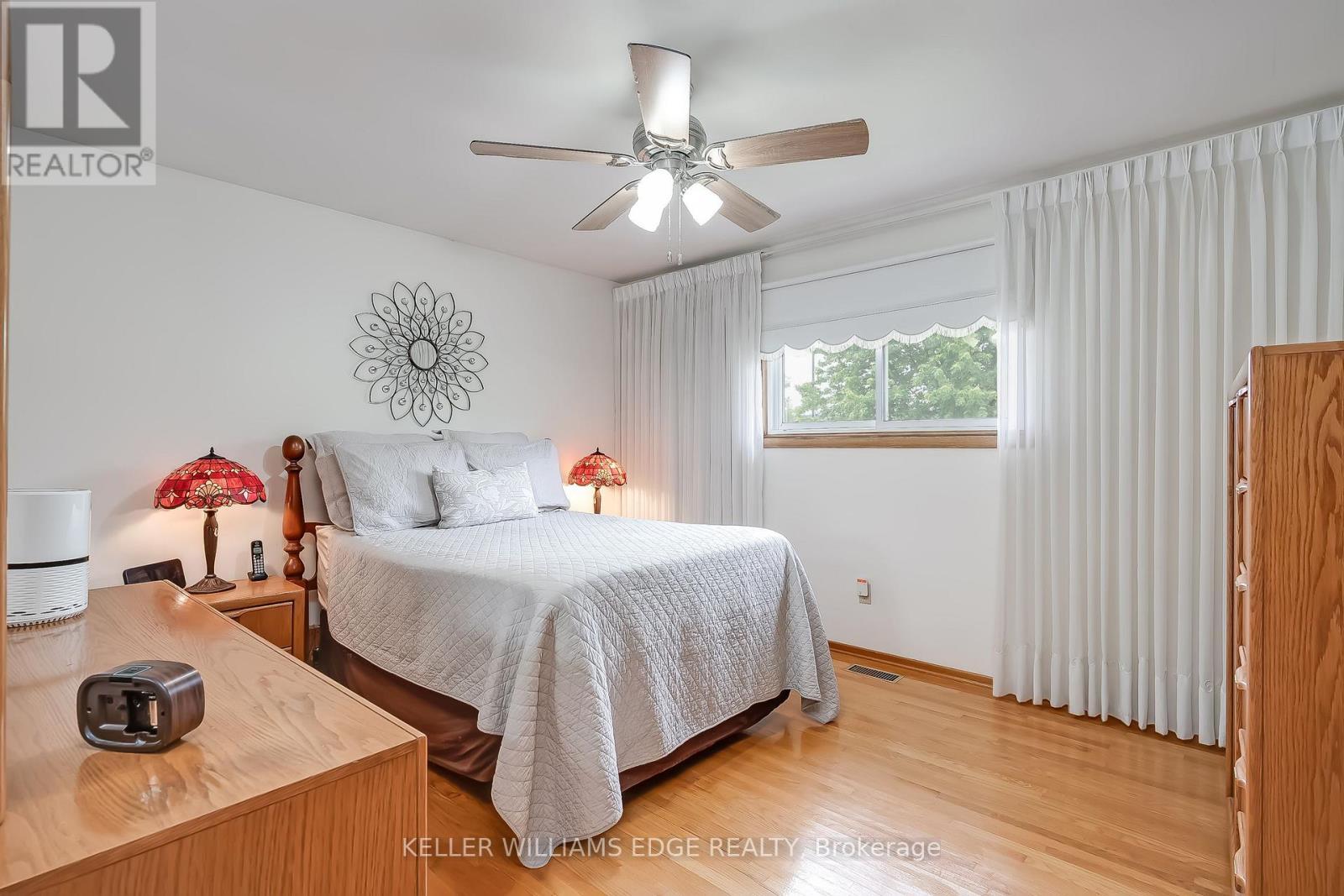 Primary Bedroom - 7 Oakland Drive, Hamilton, ON