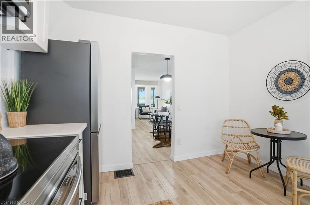 66 Mars Avenue, Hamilton, ON