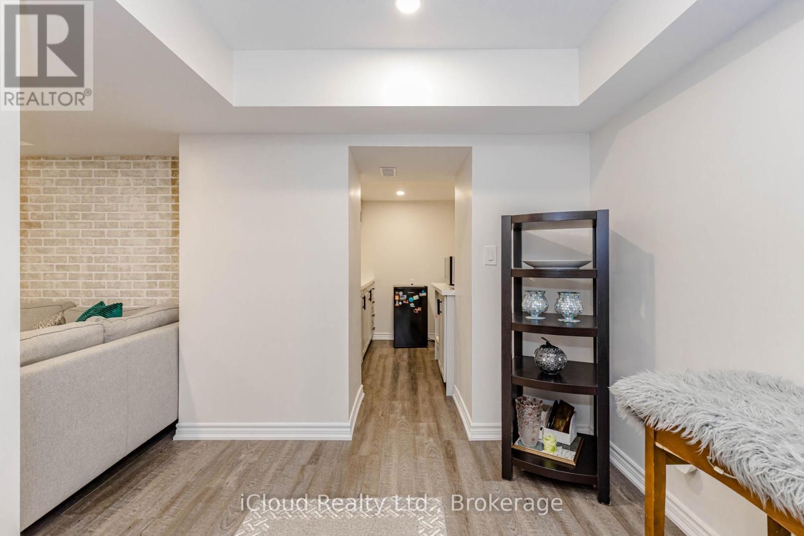 264 Etheridge Avenue, Milton, ON