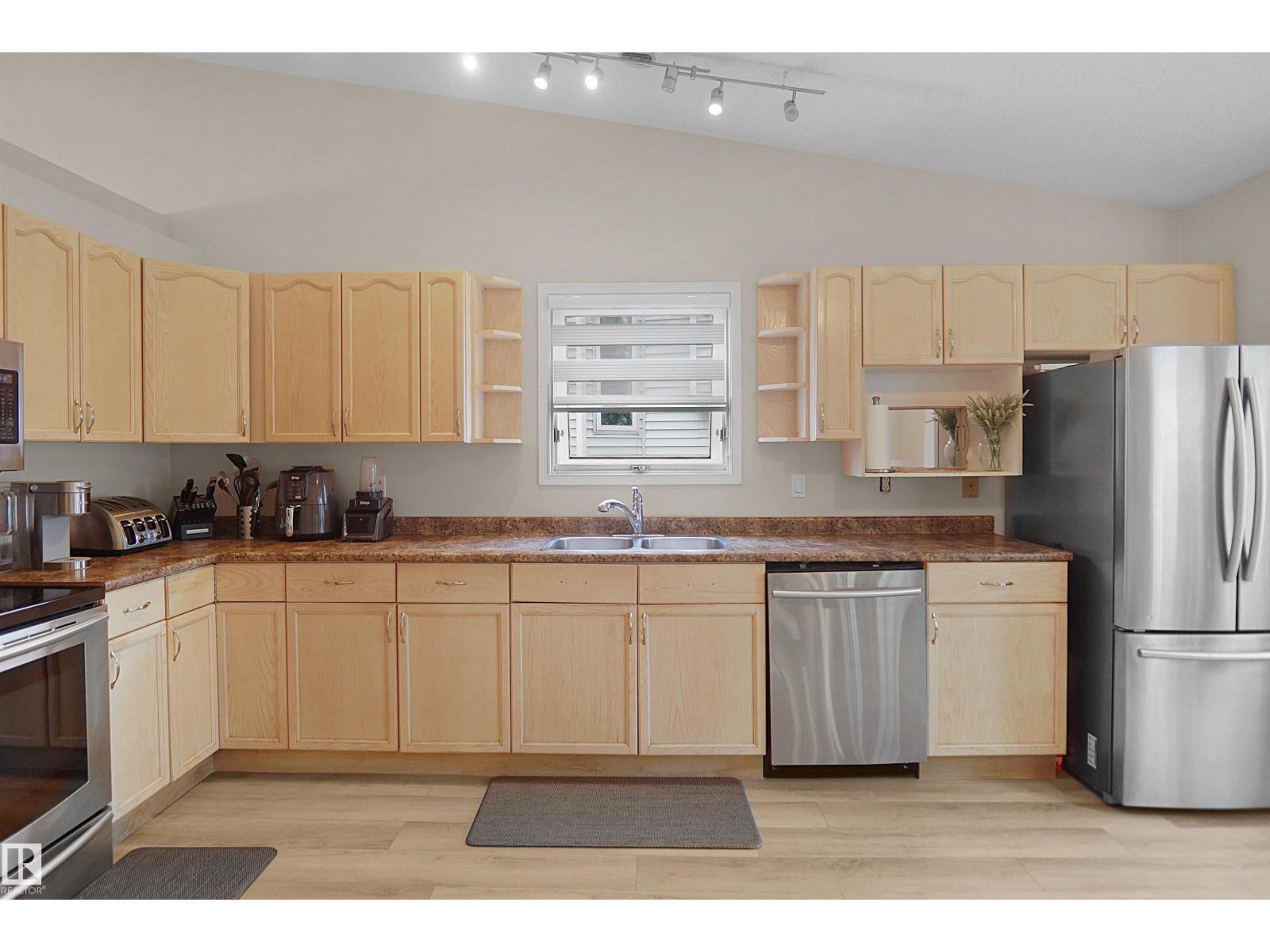 15536 70 St Nw, Edmonton, AB