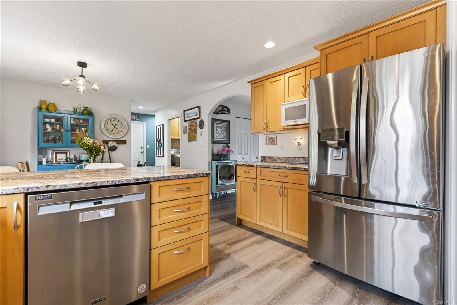 359 Pritchard Rd, Comox, BC