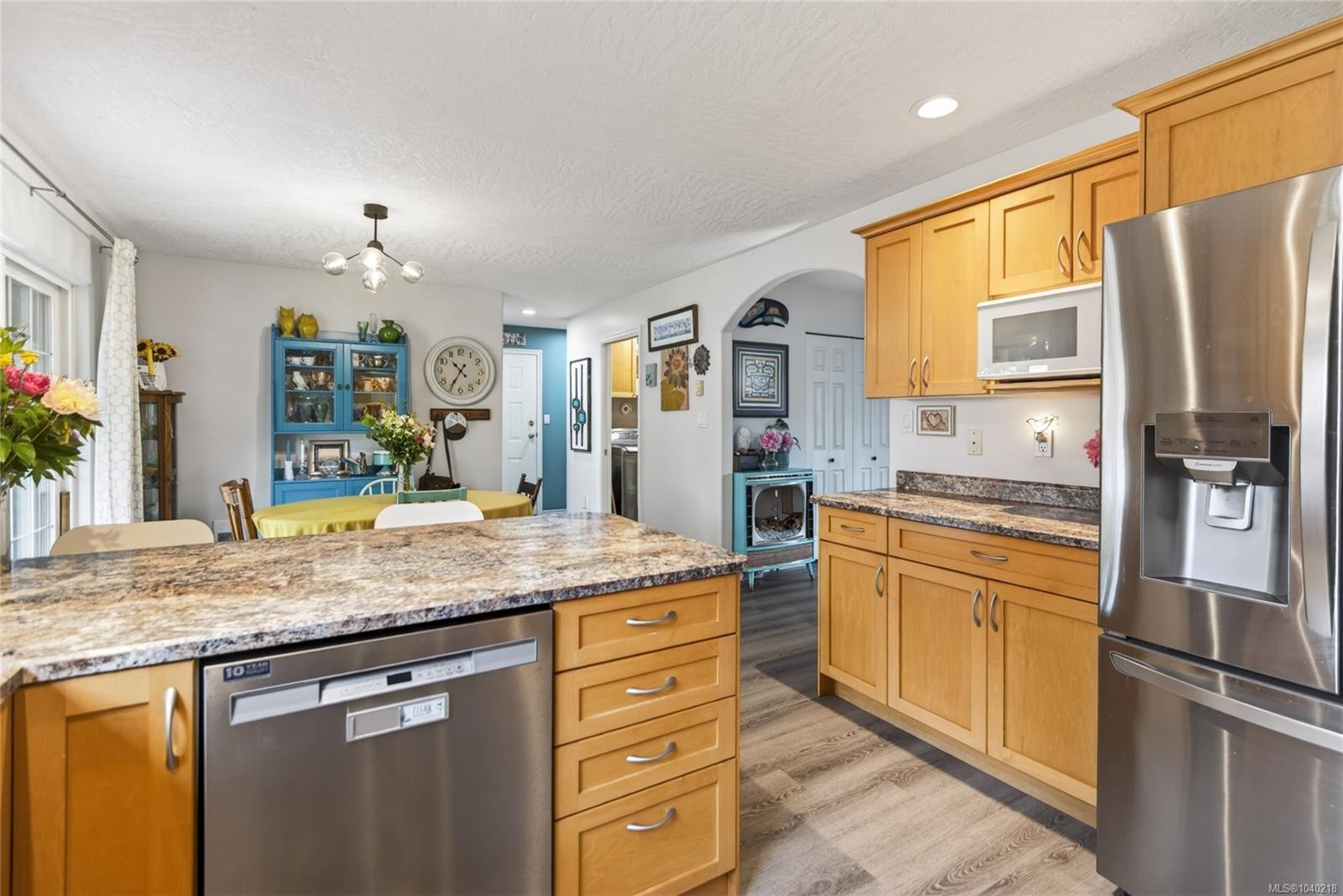 359 Pritchard Rd, Comox, BC