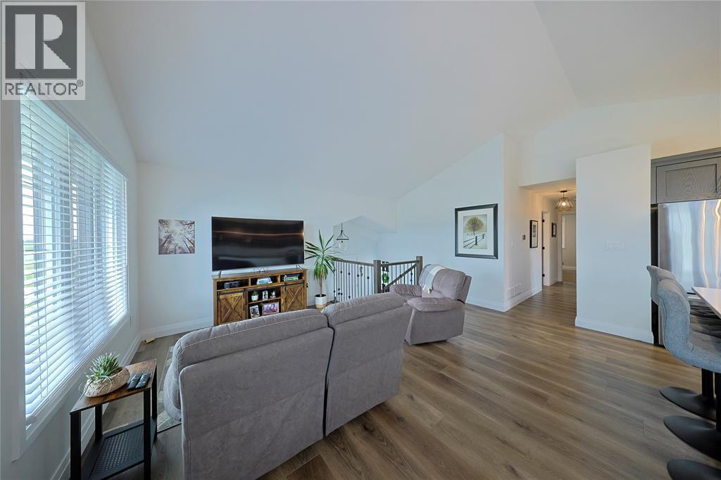 511 Mint Julep Drive, St Clair, ON