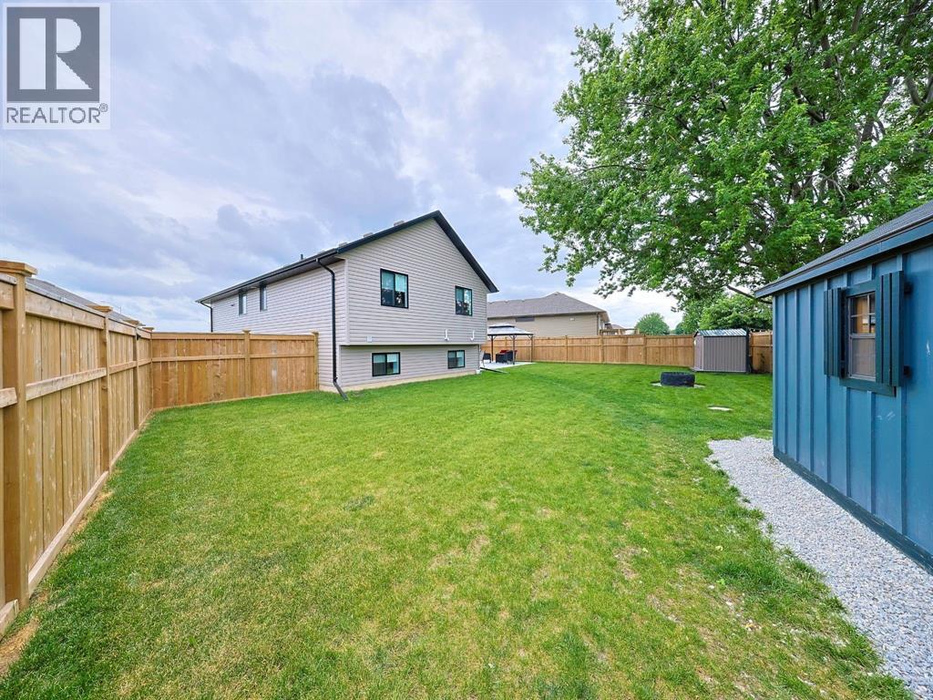 511 Mint Julep Drive, St Clair, ON