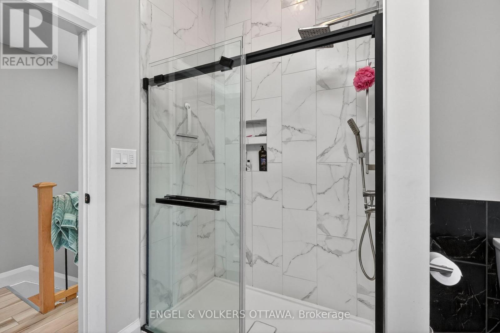 438 Byron Avenue, Ottawa, ON