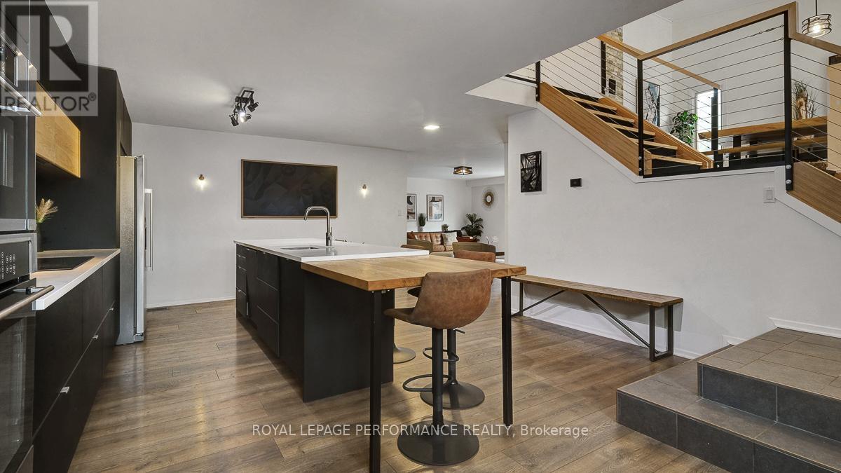 510 Foxview Place, Ottawa, ON
