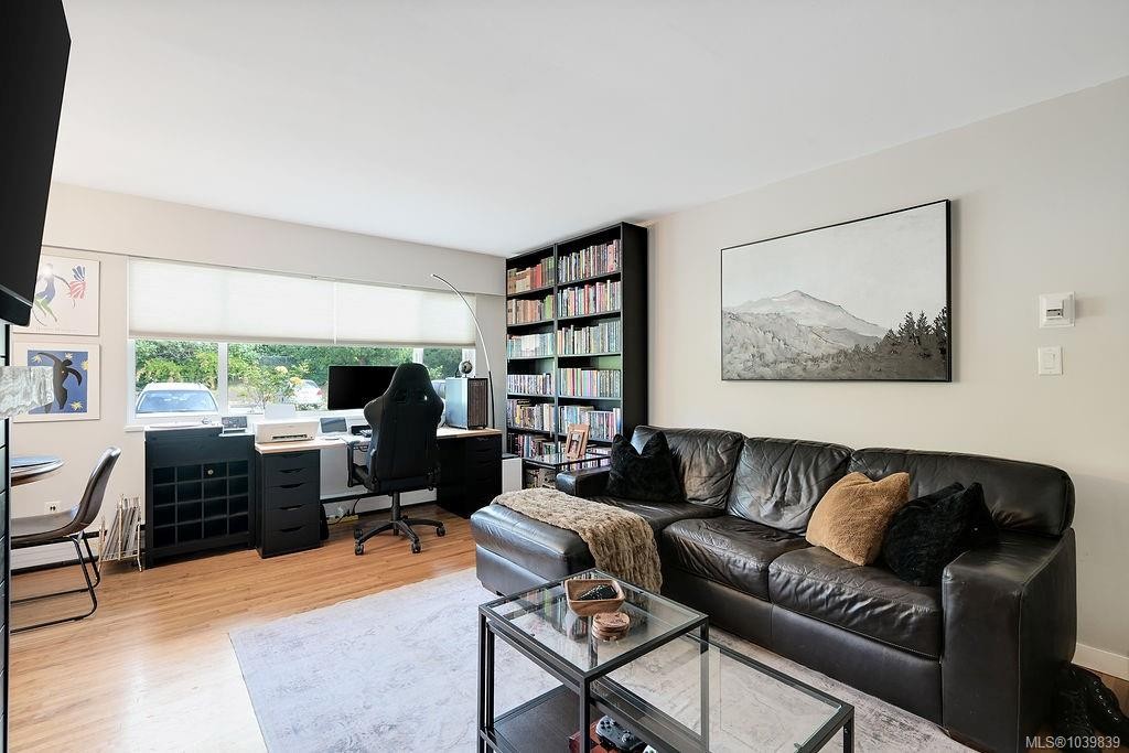 426 Burnside Rd West, Saanich, BC
