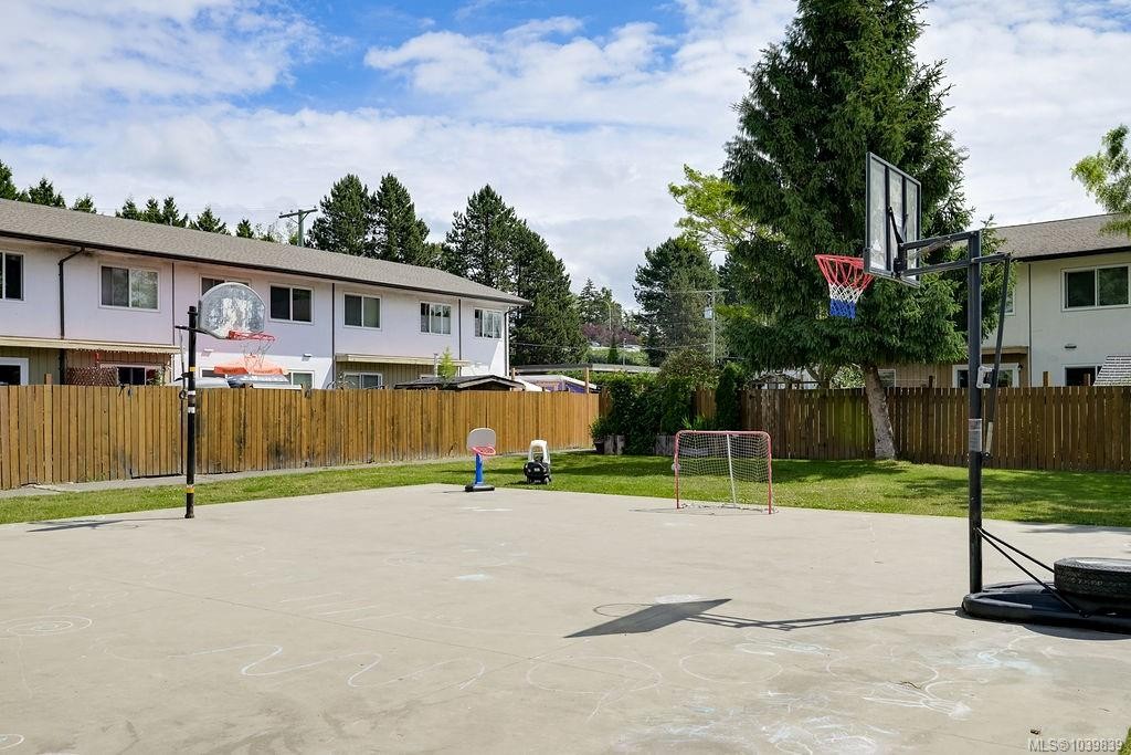 426 Burnside Rd West, Saanich, BC