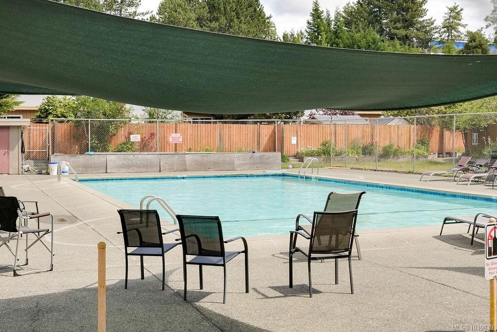 426 Burnside Rd West, Saanich, BC