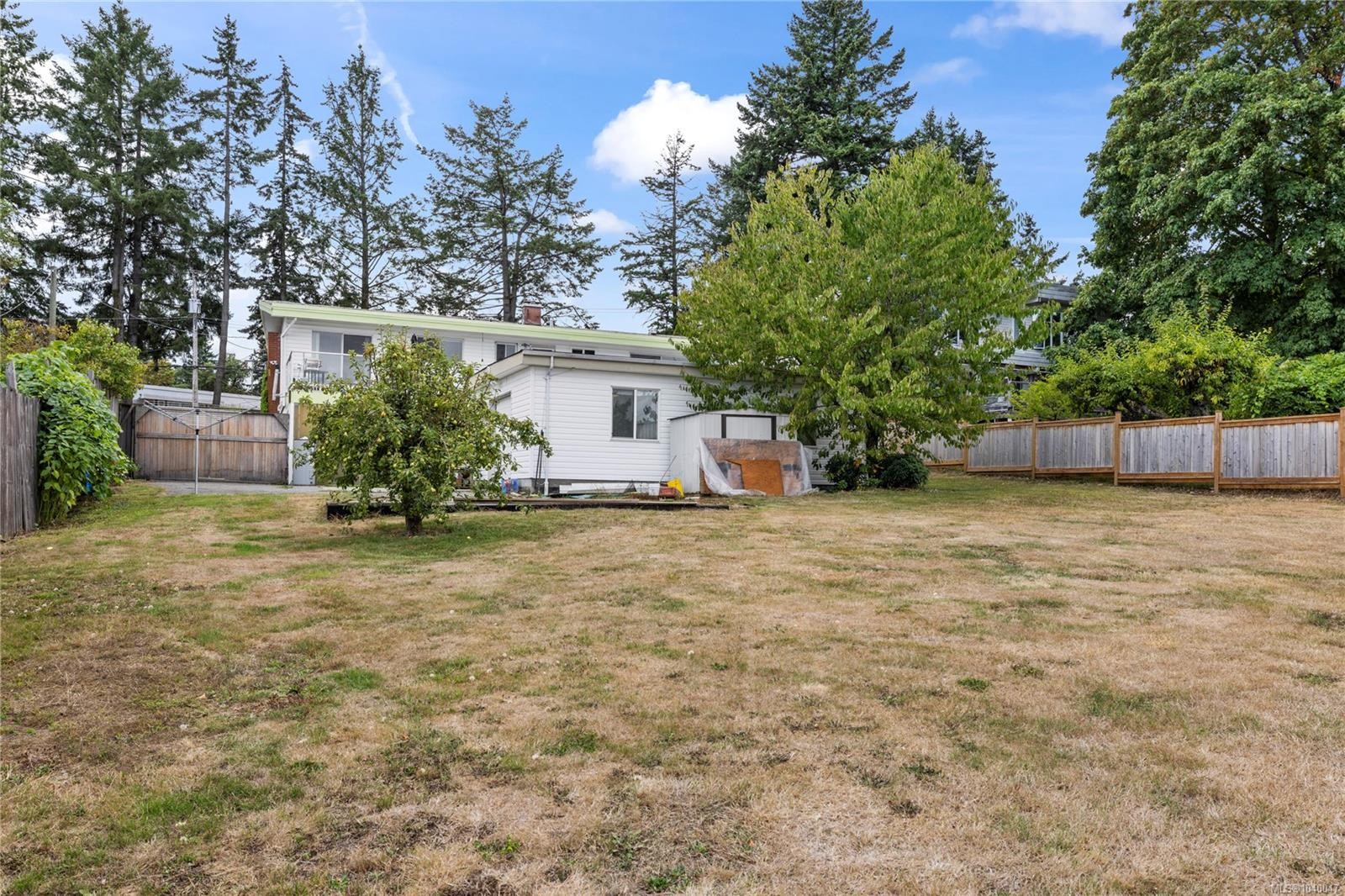 1968 Estevan Rd, Nanaimo, BC