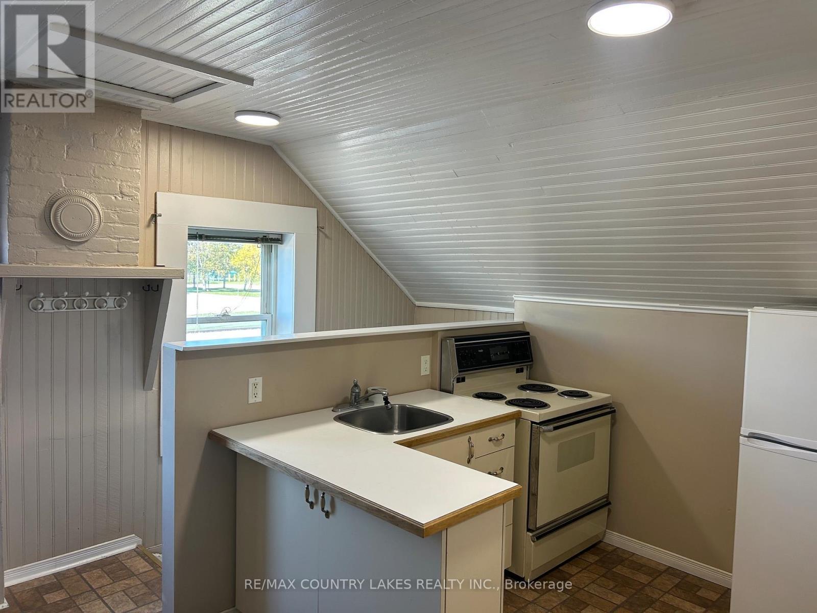 One Bedroom Apt Upper Main Building Pre-Tenant - 3232 Simcoe Road, Ramara, ON