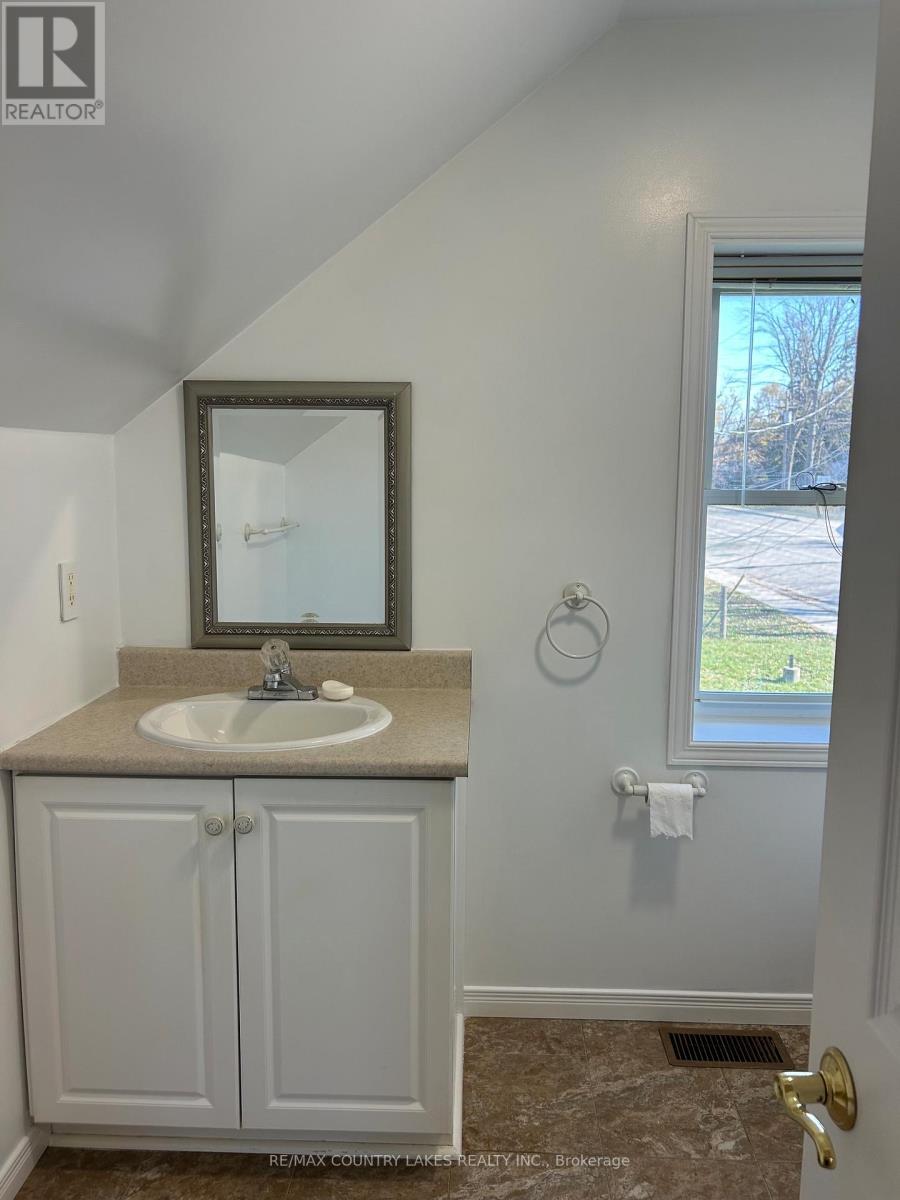 One Bedroom Apt Upper Main Building Pre-Tenant - 3232 Simcoe Road, Ramara, ON
