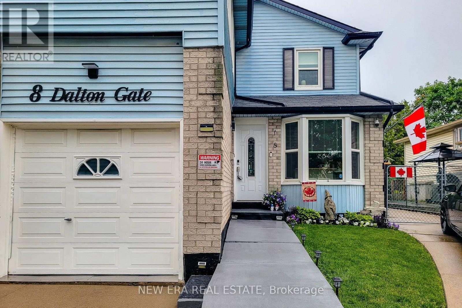 8 Dalton Gate, Hamilton, ON