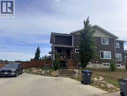 8219 18 Street Dawson Creek, BC V1G 0G4
