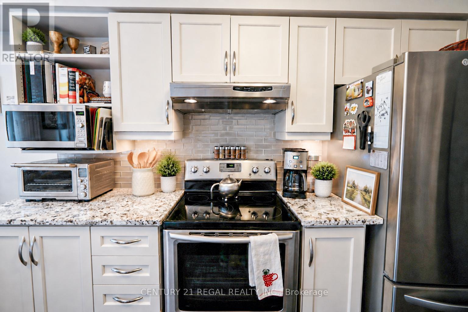 46 Blacksmith Lane, Whitby, ON