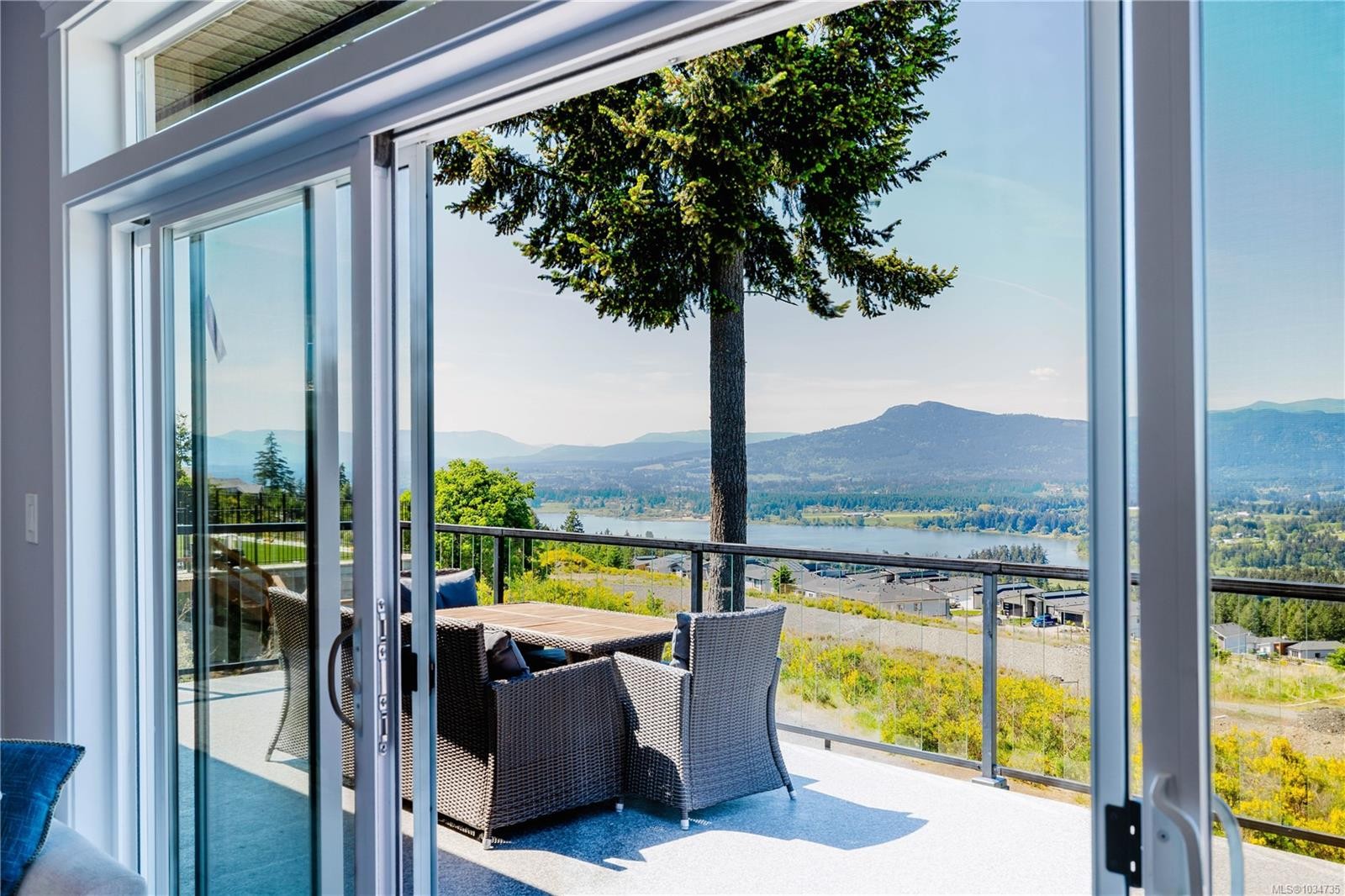 6292 Nevilane Dr, Duncan, BC