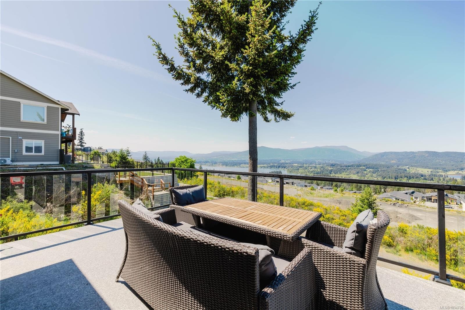 6292 Nevilane Dr, Duncan, BC