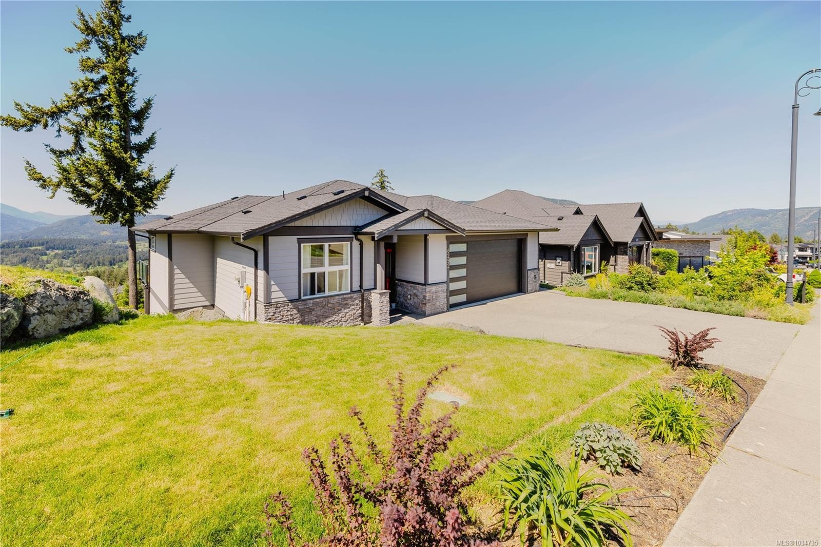 6292 Nevilane Dr, Duncan, BC