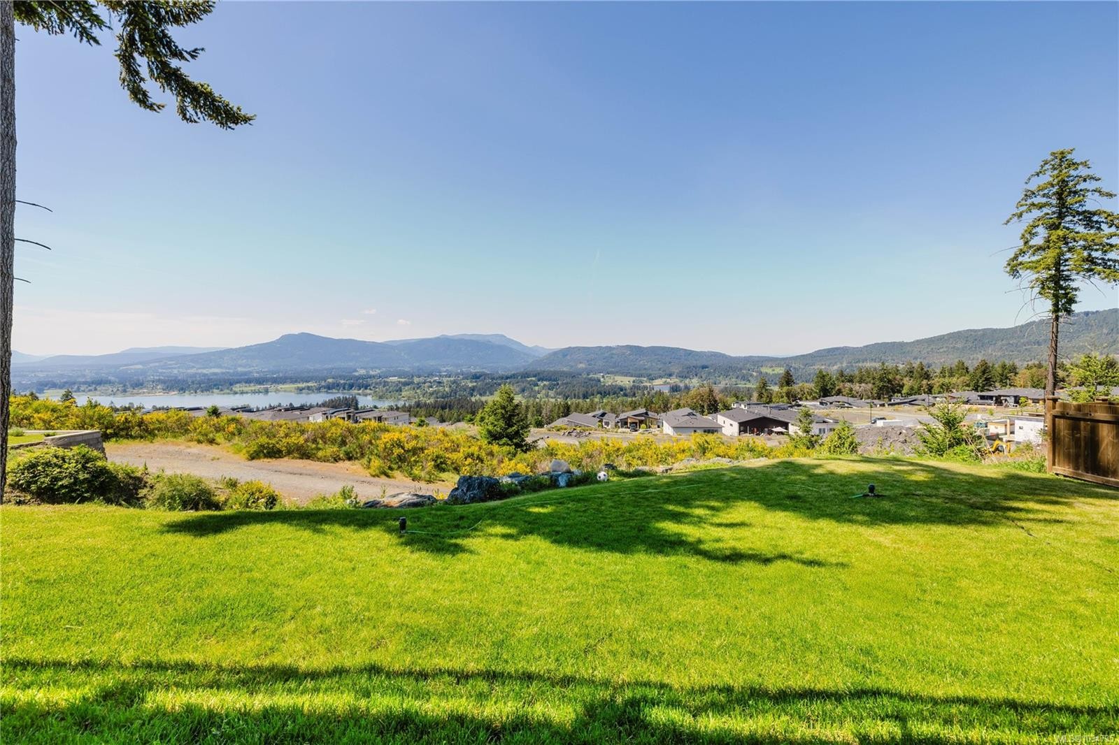 6292 Nevilane Dr, Duncan, BC