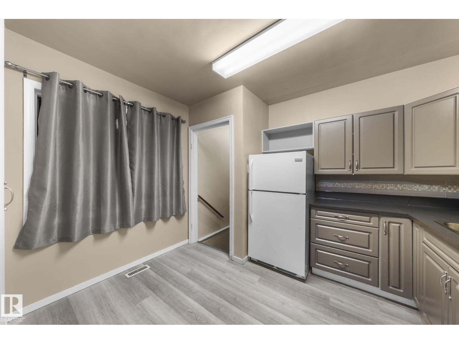 11414 85 St Nw, Edmonton, AB