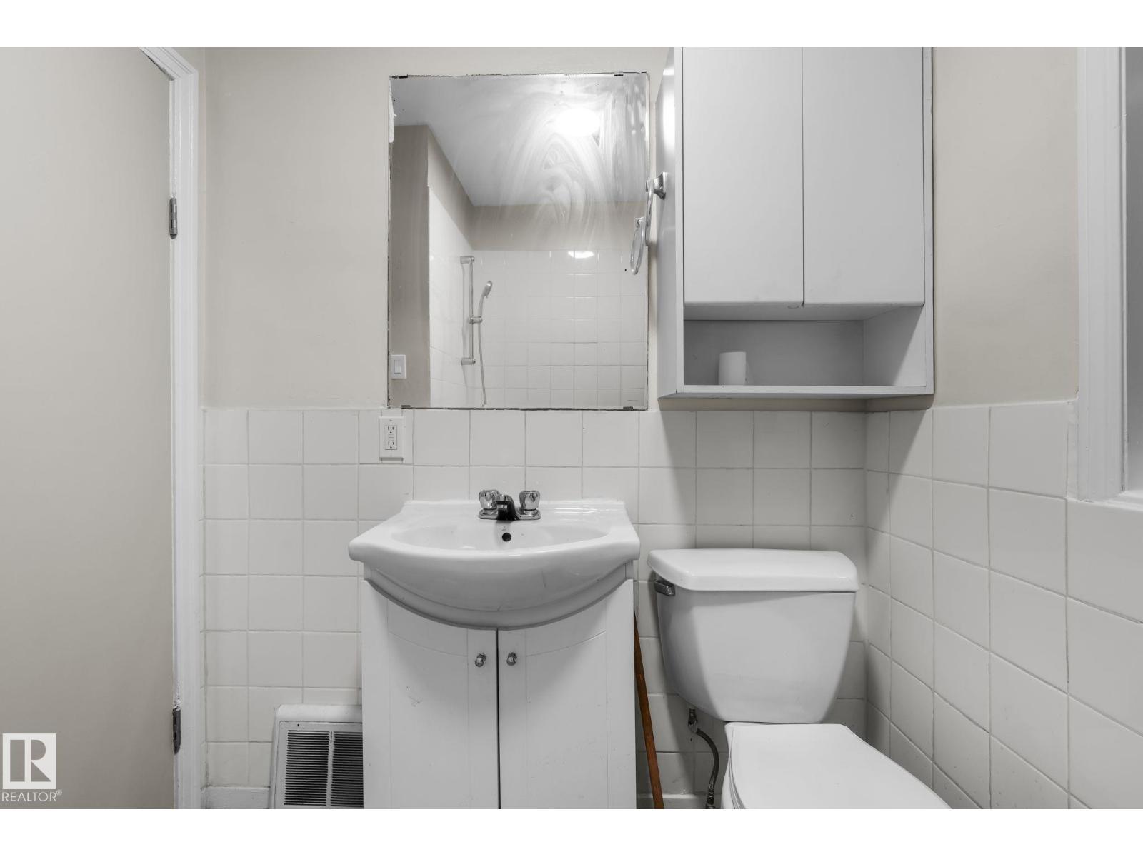 11414 85 St Nw, Edmonton, AB