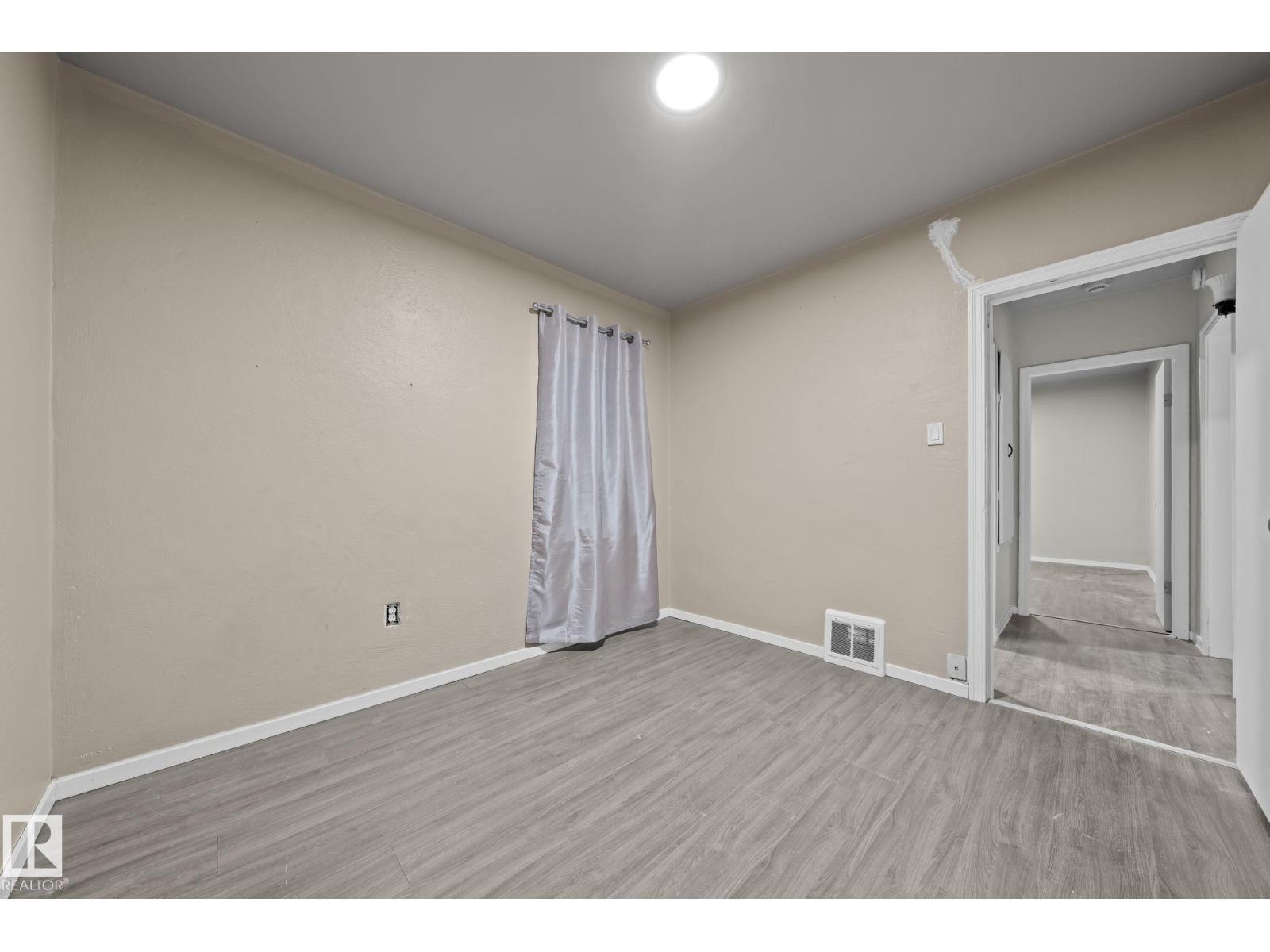 11414 85 St Nw, Edmonton, AB